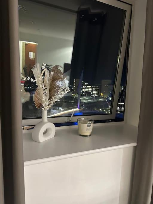 Mediacity Studio Apartment Salford-Quays Manchester Eksteriør billede
