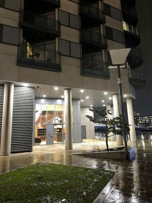 Mediacity Studio Apartment Salford-Quays Manchester Eksteriør billede