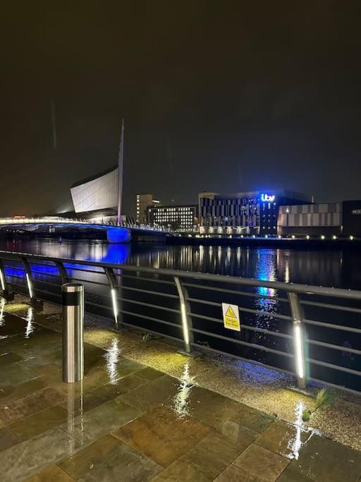 Mediacity Studio Apartment Salford-Quays Manchester Eksteriør billede